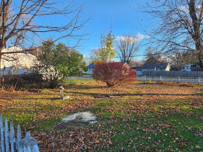 803 Church St in North Syracuse, NY - Building Photo - Building Photo