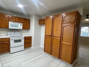 7263 Jimson Ave in California City, CA - Building Photo - Building Photo