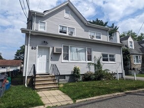 20 Blauvelt Ave in West Haverstraw, NY - Building Photo - Building Photo