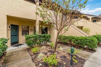 5734 Ashton Lake Dr in Sarasota, FL - Building Photo - Building Photo