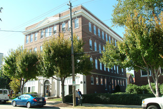 Medical Arts Senior Apartments in Newport News, VA - Building Photo - Building Photo