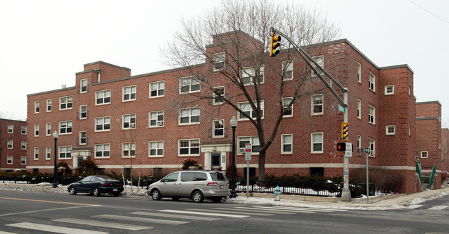 Roosevelt Towers Low & Mid- Rise in Cambridge, MA - Building Photo - Building Photo