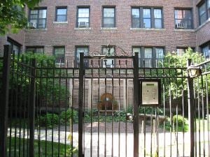 1427-1439 W Sherwin Ave in Chicago, IL - Foto de edificio