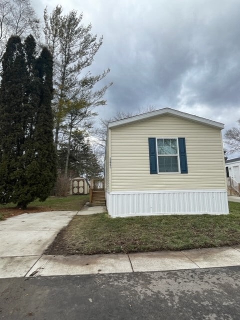 property at 11924 Springbrook Ct