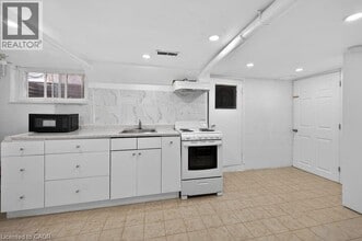 44 Aldridge St in Hamilton, ON - Building Photo - Building Photo