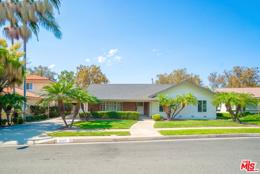 9229 Shellyfield Rd in Downey, CA - Building Photo