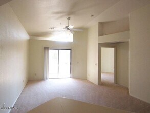 1800 W Elliot Rd in Chandler, AZ - Building Photo - Building Photo