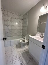 1810 Edgewood St, Unit A in Liberty, TX - Building Photo - Building Photo