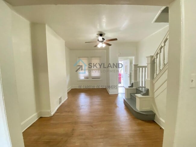 5537 Poplar St in Philadelphia, PA - Building Photo - Building Photo