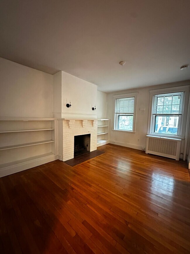 property at 36 Linnaean St