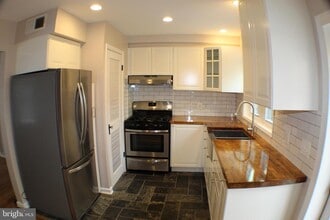 2205 6th St S in Arlington, VA - Foto de edificio - Building Photo