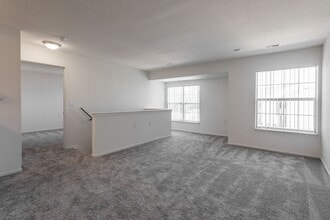Arbor Club Apartments - Ann Arbor, MI in Ann Arbor, MI - Building Photo - Interior Photo
