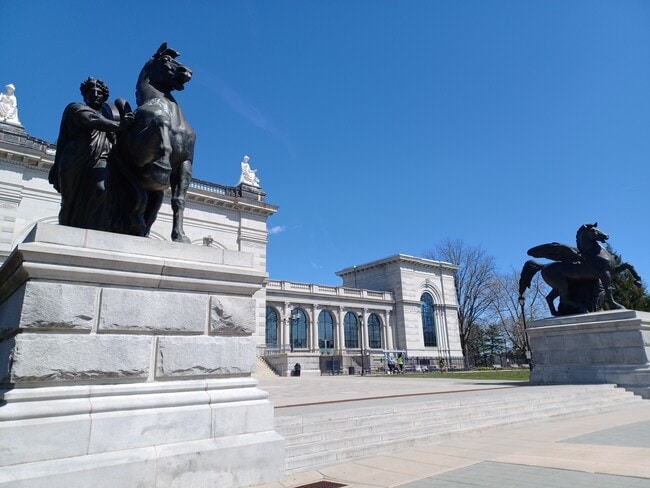 1720 Memorial Ave, Unit Three