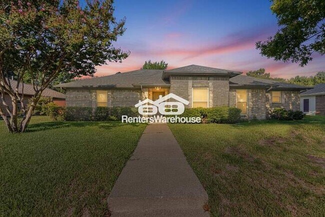 property at 220 Simmons Dr