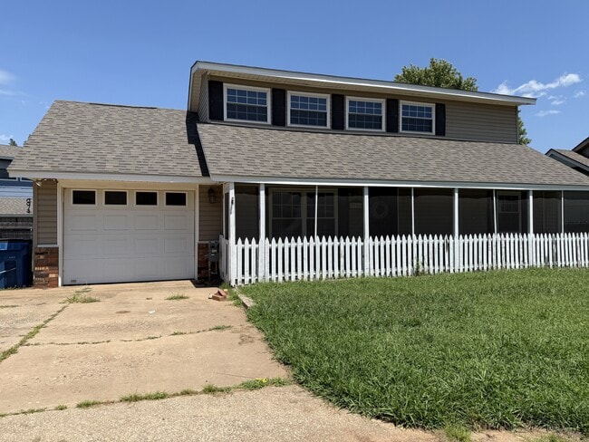 property at 2208 Timbercrest Dr