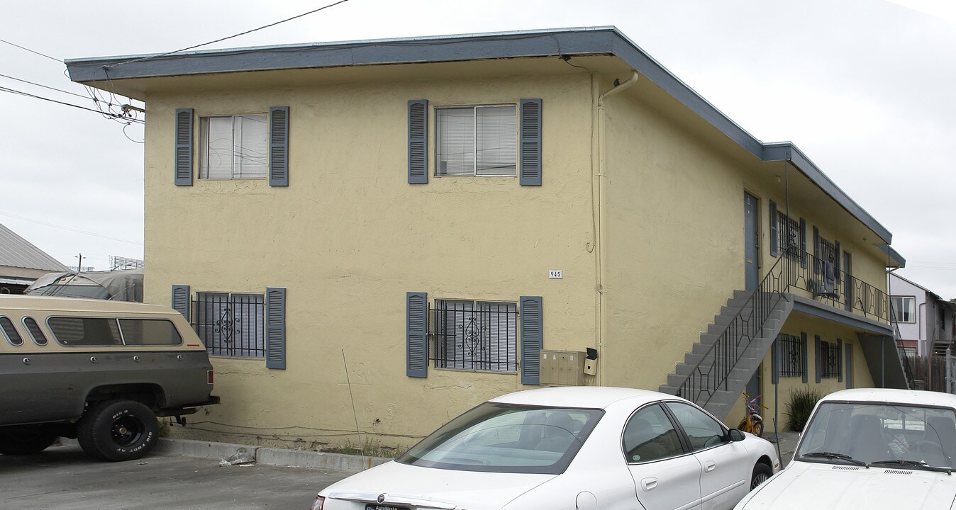945 76th Ave in Oakland, CA - Building Photo