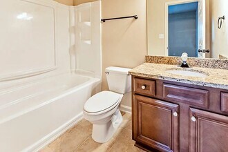 226 Sweet Bay Dr in Oxford, MS - Building Photo - Building Photo