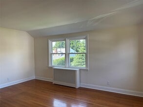 50 Ackerman Pl in Scarsdale, NY - Building Photo - Building Photo