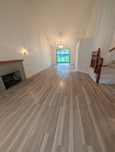 13250 SE 127th Ave in Clackamas, OR - Foto de edificio - Building Photo