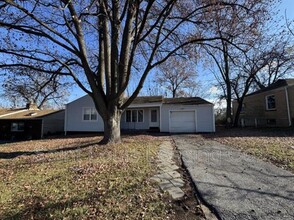 6238 Tyndall Dr in Berkeley, MO - Building Photo - Building Photo