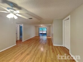 18307 Oakdale Rd in Odessa, FL - Building Photo - Building Photo