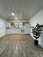 410 W Maple St in Johnson City, TN - Foto de edificio - Building Photo