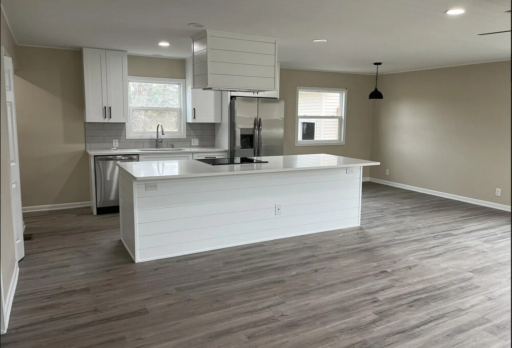 520 Hightree Ct in Brighton, MI - Building Photo