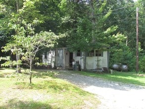Green Mtn View Estates in Lenoir, NC - Building Photo - Building Photo