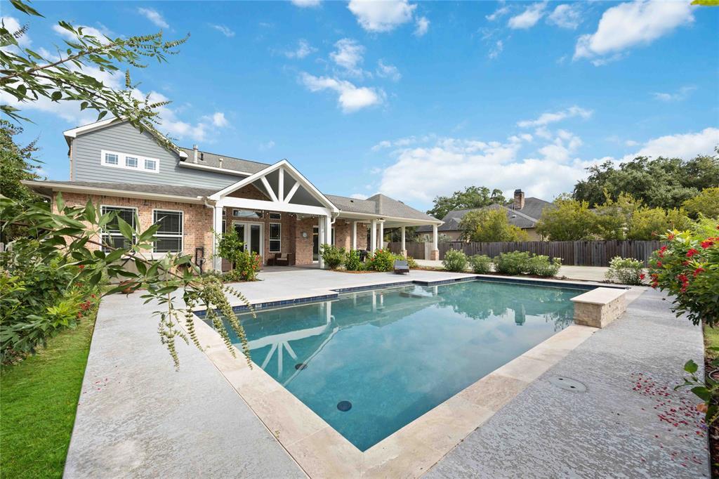 706 Beaumont St in League City, TX - Building Photo