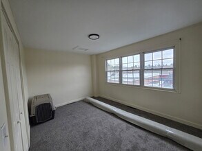 64 Albany St, Unit #2 in Cazenovia, NY - Building Photo - Building Photo