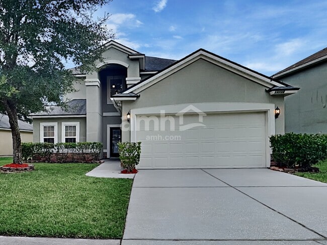 property at 13728 Devan Lee Dr N