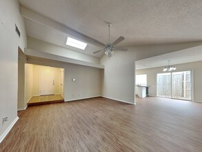 916 Via Balboa in Mesquite, TX - Building Photo - Building Photo