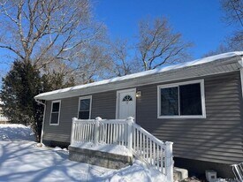 53 Hawkins Ave in Medford, NY - Building Photo