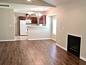5640 Regent Village Dr in Winston-Salem, NC - Building Photo - Building Photo
