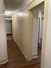 205 Park Ave, Unit #3 in Council Bluffs, IA - Foto de edificio - Building Photo