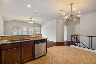 3101 Davis Ln in Austin, TX - Building Photo - Building Photo