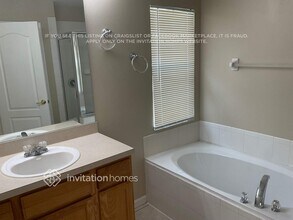 1720 Umbrella Tree Dr in Edgewater, FL - Building Photo - Building Photo