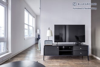 445 Artisan Way in Somerville, MA - Building Photo - Building Photo