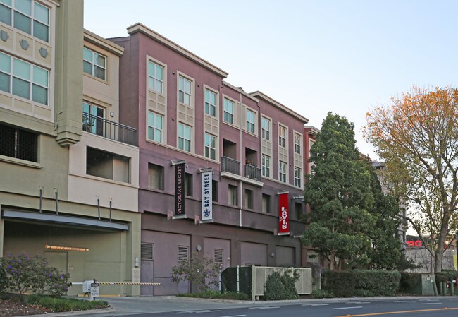 5633-5667 Bay St in Emeryville, CA - Building Photo - Building Photo