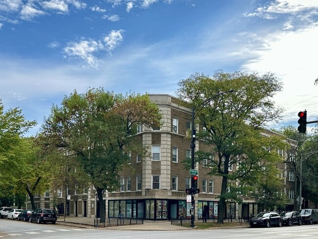 property at 1159 W Lunt Ave