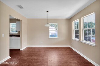 3532 Fleet St in Jacksonville, FL - Building Photo - Building Photo