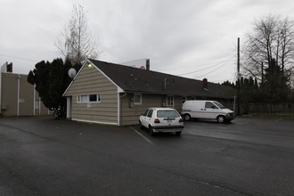 Lake City Sheridan Apartments in Seattle, WA - Building Photo - Building Photo