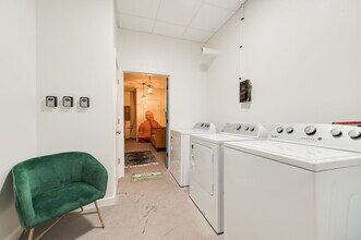 2201 NW 12th St in Oklahoma City, OK - Building Photo - Building Photo