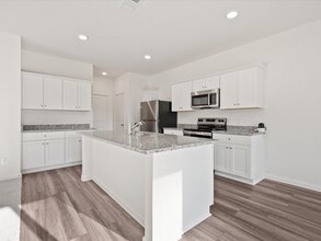 608 Craven St in Montgomery, TX - Building Photo - Building Photo