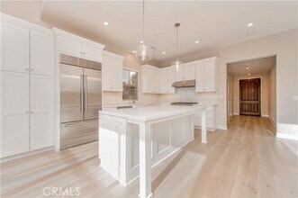 128 Rimstone in Irvine, CA - Building Photo - Building Photo