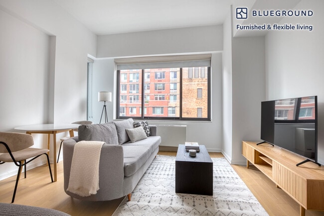 property at 535 W 23rd St