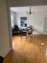 92 Langley Rd, Unit 2 in Newton, MA - Building Photo - Building Photo