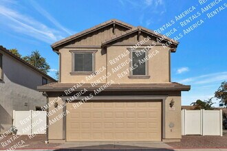 1300 S Loback Ln in Gilbert, AZ - Building Photo - Building Photo