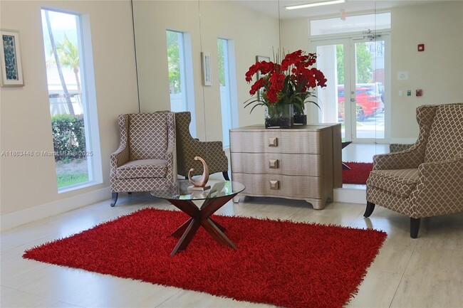 555 E Dania Beach Blvd in Dania Beach, FL - Building Photo - Building Photo