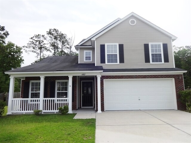 4987 Harthill Ave in Summerville, SC - Building Photo